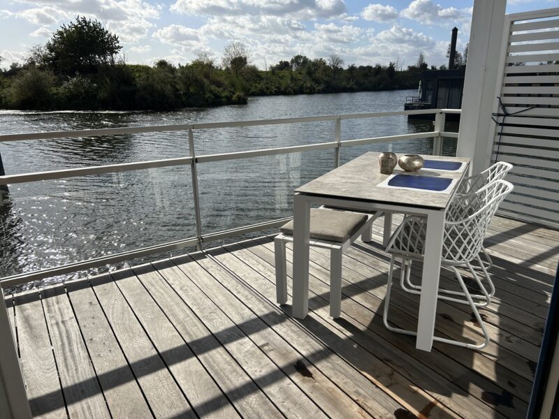 Floating Villa incl. ligplaats in bourgondisch Limburg!
